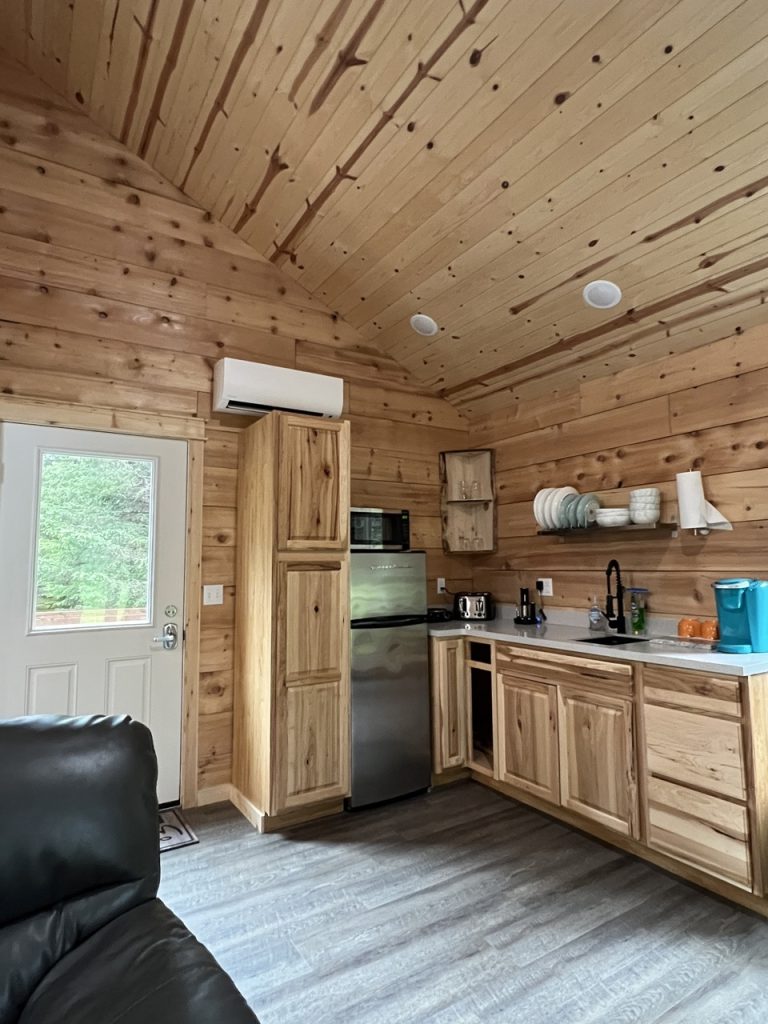 Den Cottage Kitchen