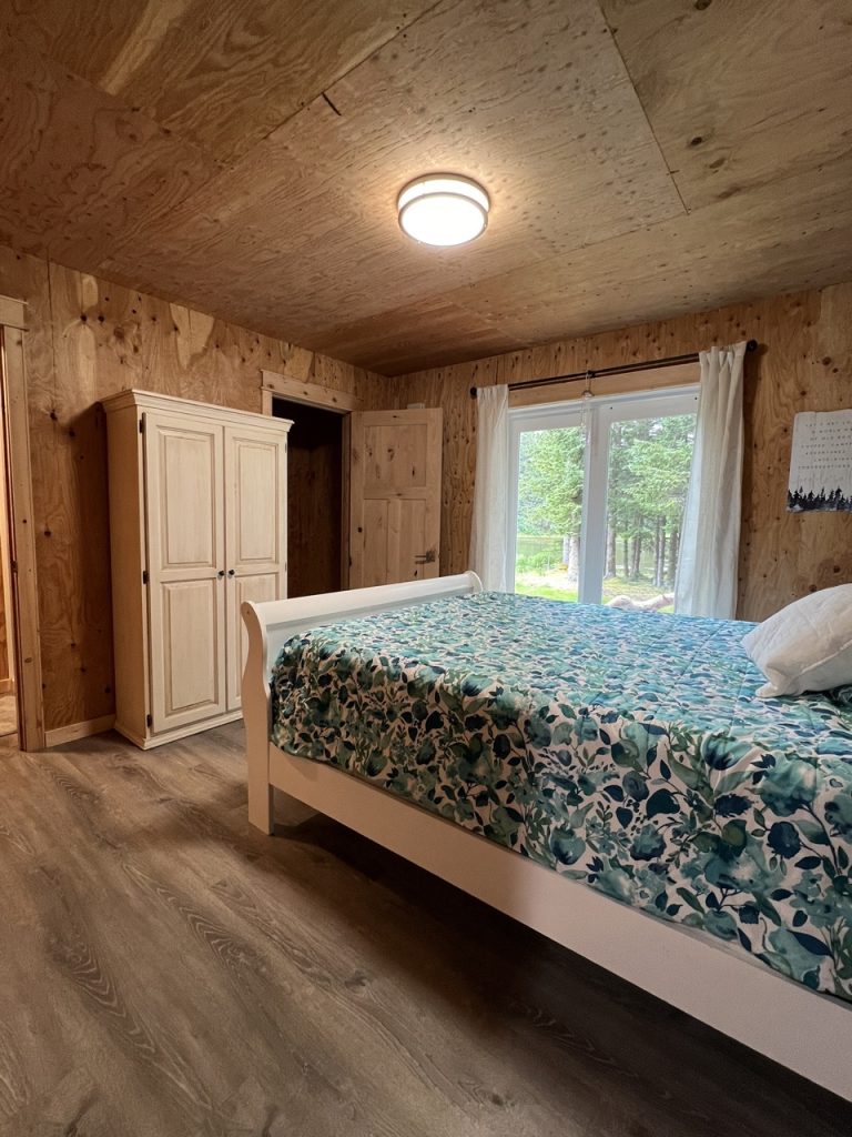Cama’i House Downstairs Master Bedroom (2)