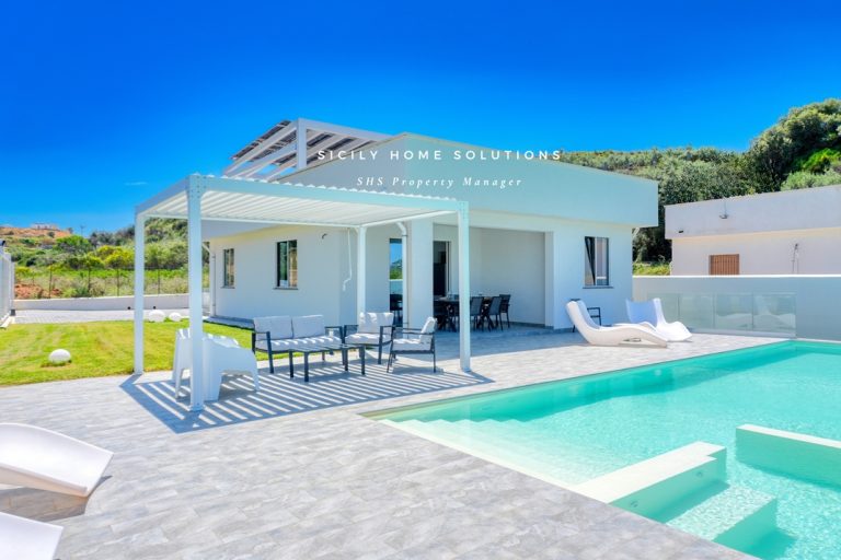 Villa STELLA Luxury Balestrate 500 metri dalla spiaggia