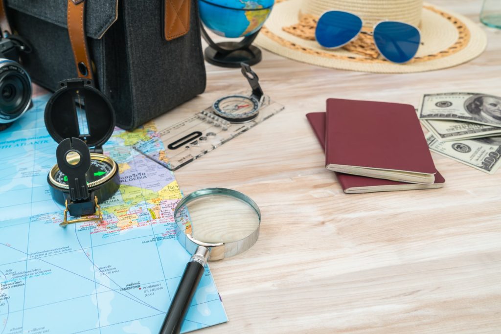 Illustration of preparing for traveling to rent out a property in Florida.